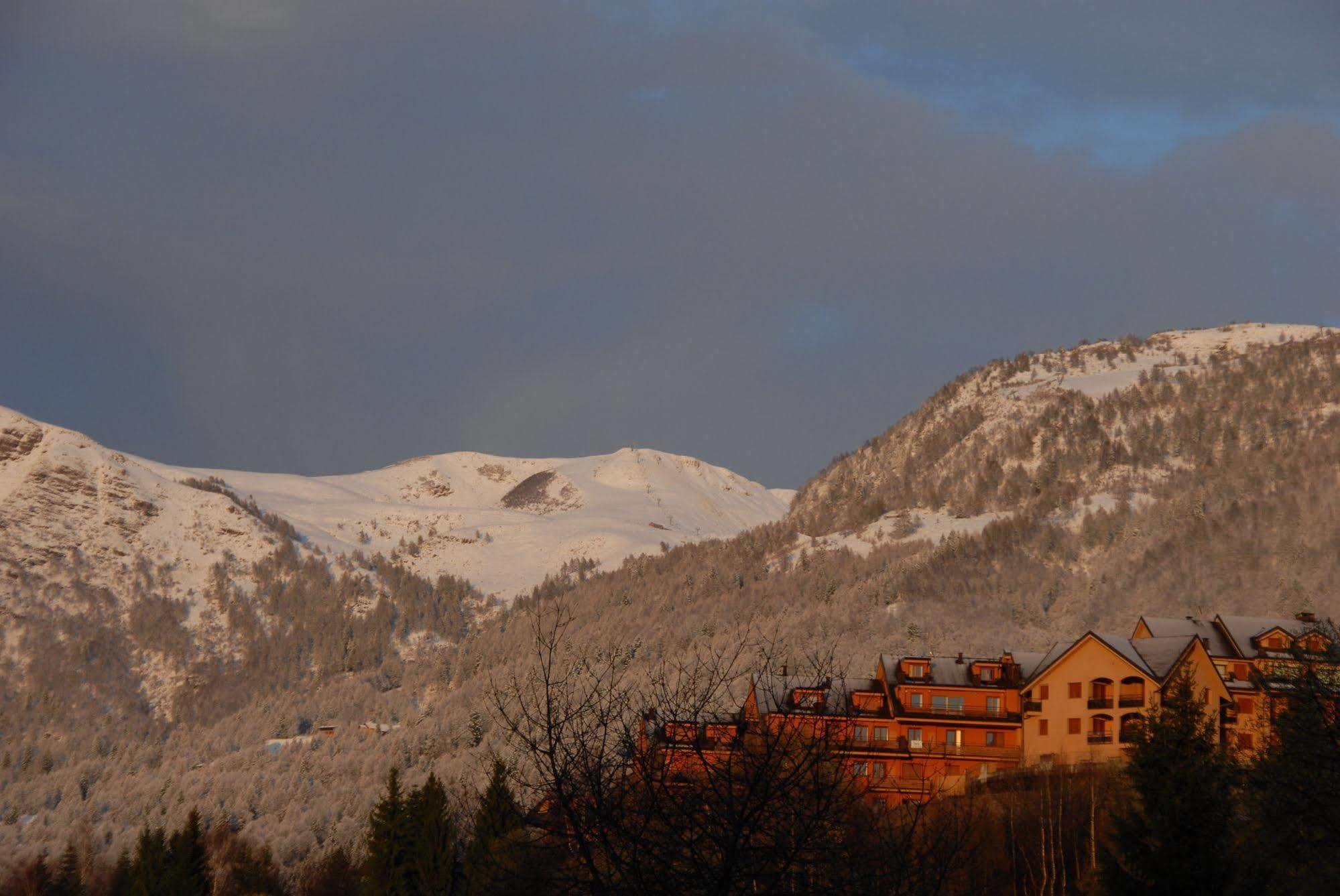 Albergo Legazzuolo Montecampione Artogne Exterior foto