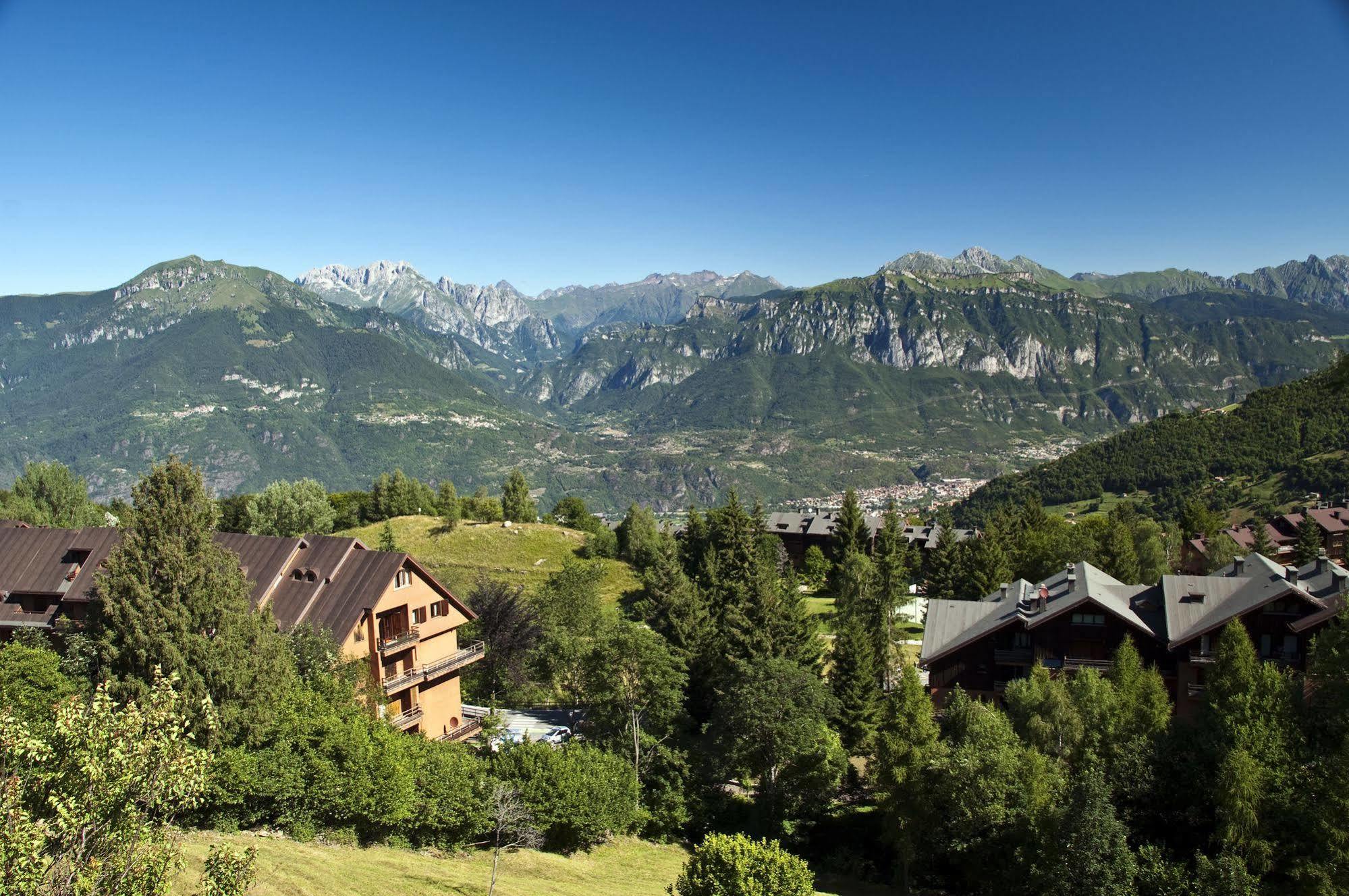 Albergo Legazzuolo Montecampione Artogne Exterior foto